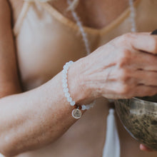 Load image into Gallery viewer, INTUITION - Moonstone Bracelet