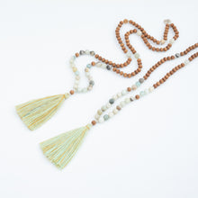 Cargar imagen en el visor de la galería, CALM - Amazonite & Sandalwood Mala