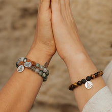 Cargar imagen en el visor de la galería, COURAGE - Tiger's Eye Bracelet