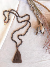 Cargar imagen en el visor de la galería, MANIFEST - Smokey Quartz Mala