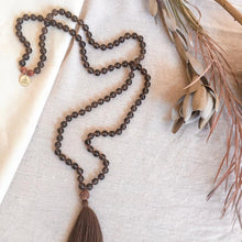 Cargar imagen en el visor de la galería, MANIFEST - Smokey Quartz Mala