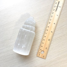 Load image into Gallery viewer, Selenite Tower