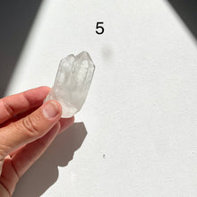 Load image into Gallery viewer, Clear Quartz Points