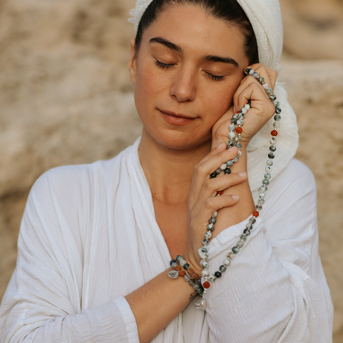 ABUNDANCE - Tree Agate Mala
